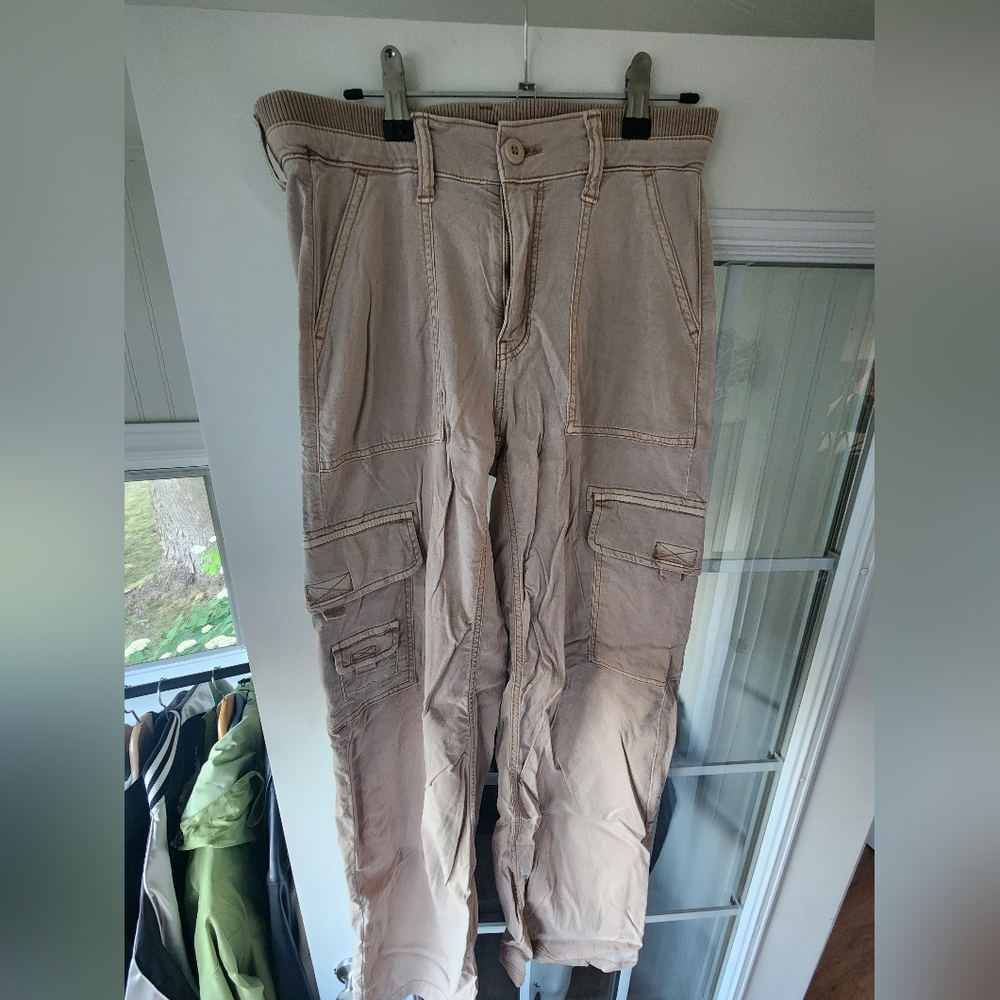 American Eagle Outfitters Beige Cargo Pants